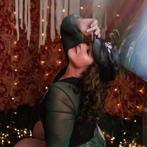 Meet your Posher, Wanda